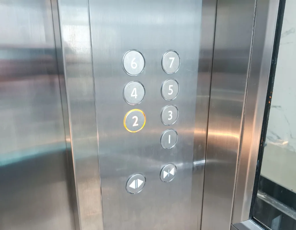 Aký výťah zvoliť do historickej budovy